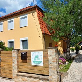 MeLuis Nyaraló Balatonkeresztúr