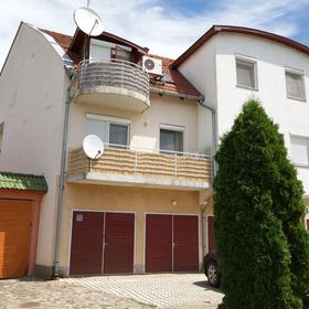 Balcony Kölcsey Apartman Hajdúszoboszló