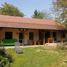 Flóra Apartmanok Kehidakustány