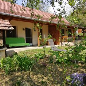 Flóra Apartmanok Kehidakustány