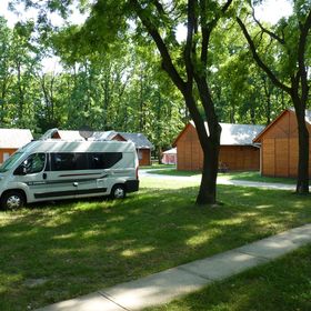 Strandfürdő és Kemping Faház Törökszentmiklós