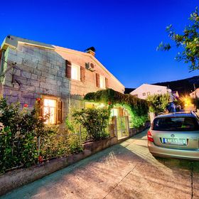 Apartmanok A Tenger Mellett Komiza, Vis - 2450 Komiža