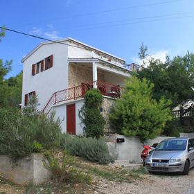 Apartmanok Parkolóhellyel Rukavac, Vis - 8489 Rukavac