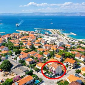 Apartmanok Családok Részére Medencével Supetar, Brac - 12893 Supetar