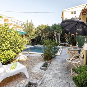 Apartmanok Családok Részére Medencével Split - 14401