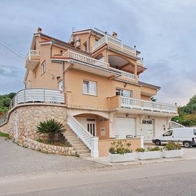 Apartmanok Gyermekes Családok Részére Supetarska Draga - Donja, Rab - 14425 Supetarska Draga - Donja