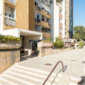 Residental Apartment Split