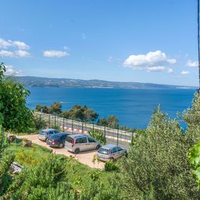 Apartment Josipa Omis