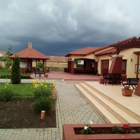 Kamilla Rendezvényház és Panzió Balmazújváros