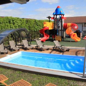 Domki Zatoka z basenem 