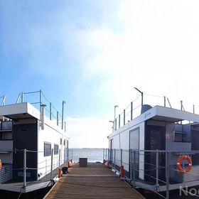 Domki na wodzie "Arka" z rowerem wodnym, parkingiem, 300 metrów do Morza ! Centrum Mielna 