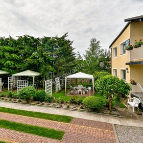 Dom Gościnny AGA w pobliżu jeziora i lasu