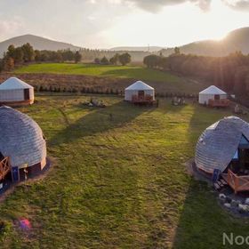 4 Żywioły - jurty w Starej Morawie