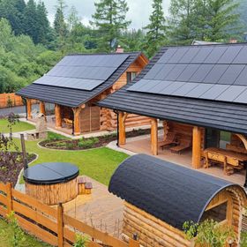 BRATNIA BYSTRE - Domy z bala z jacuzzi i sauna