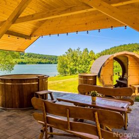 Domek z jacuzzi "Dobra miejscówka"