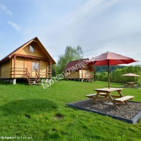 DOMKI BÓBR '' NAD SOLINĄ '' 