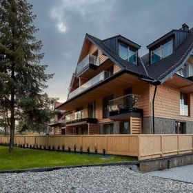 Tatra Square Apartments