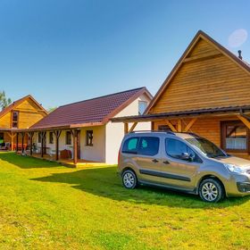 Wesoła 13! Domki w Chłopach.