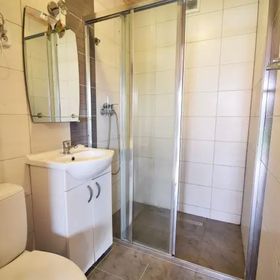 Pokoje i Domki Monika