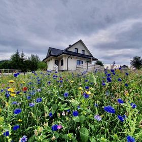 Rajska Chata w górach z Balią