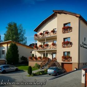 Rezydencja Pod Ochorowiczówką B&B