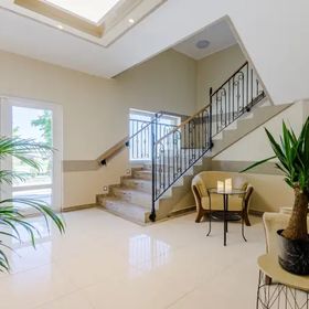Villa Rowena