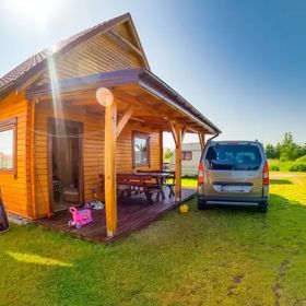 Wesoła 13! Domki w Chłopach.