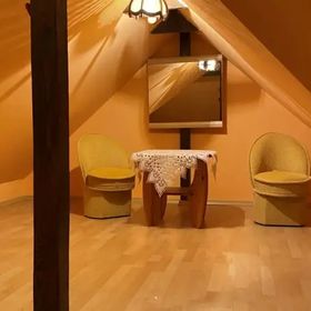 Dwupoziomowy Apartament w centrum z aneksem kuchennym 