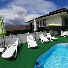 Pokoje i Apartament Asenata