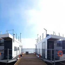 Domki na wodzie "Arka" z rowerem wodnym, parkingiem, 300 metrów do Morza ! Centrum Mielna