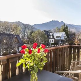 Gabi Cocktail Bar i wynajem pokoi