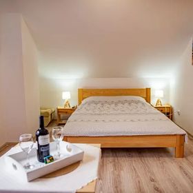 Noclegi Pod Kiczarą