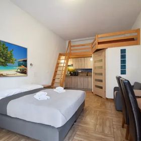 Plazowa 11-Pokoje Gościnne& Pub