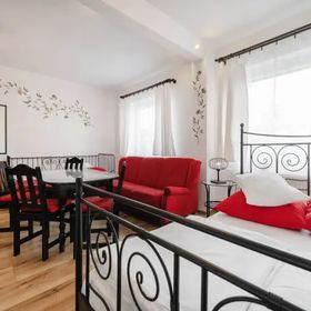 Pokoje i apartamenty Laguna