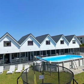 Domki Nadia z basenem