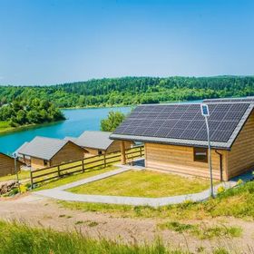 Domek z jacuzzi "Dobra miejscówka"