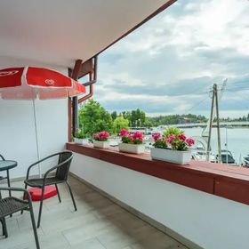 POKOJE I APARTAMENTY U TOMKA