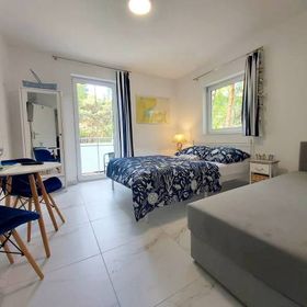 Astoria pokoje i apartamenty.