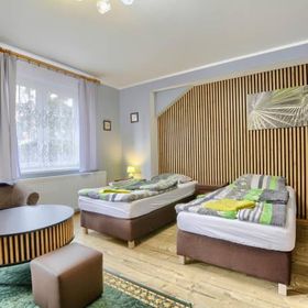 Zajazd Karłów Restauracja &Pokoje Gościnne