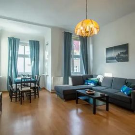 Apartament Trzypokojowy z Balkonem