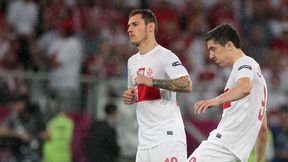 Zobacz brutalny faul na Lewandowskim, Polak mógł doznać groźnej kontuzji (wideo)