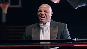 Charles Barkley zmierzył się ze znanym przebojem. Strasznie fałszował