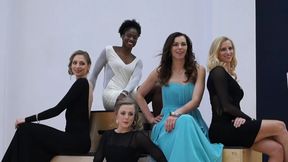 Zamiast dresów założyły piękne suknie. Zjawiskowe zdjęcia siatkarek Chemika