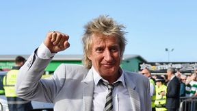 Pić może, kopać piłki już nie. Rod Stewart pokochał muzykę i futbol