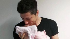 Robert Lewandowski zabrał głos po narodzinach córki. "Jestem tym wszystkim naprawdę podekscytowany"