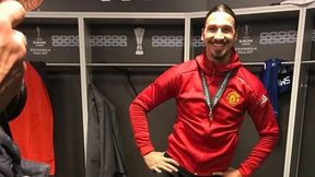 Z nogą w trofeum. Tak piłkarze Man Utd świętowali triumf w Lidze Europy