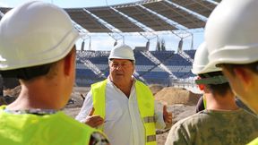 Zawodnicy na wyciągnięcie ręki i jedyny taki tor w Polsce! Stadion Orła robi coraz większe wrażenie (wideo)