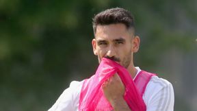 Ilkay Gundogan poza obozem Manchesteru City. Powodem szczepionka