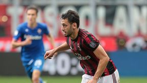 Hakan Calhanoglu może odejść z AC Milan. Obserwować będzie go Leicester