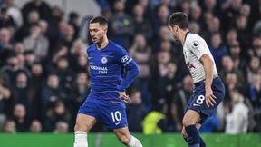 Premier League: Chelsea górą w derbach. Maurizio Sarri (na razie) uratowany, pomógł mu gol jak z komedii